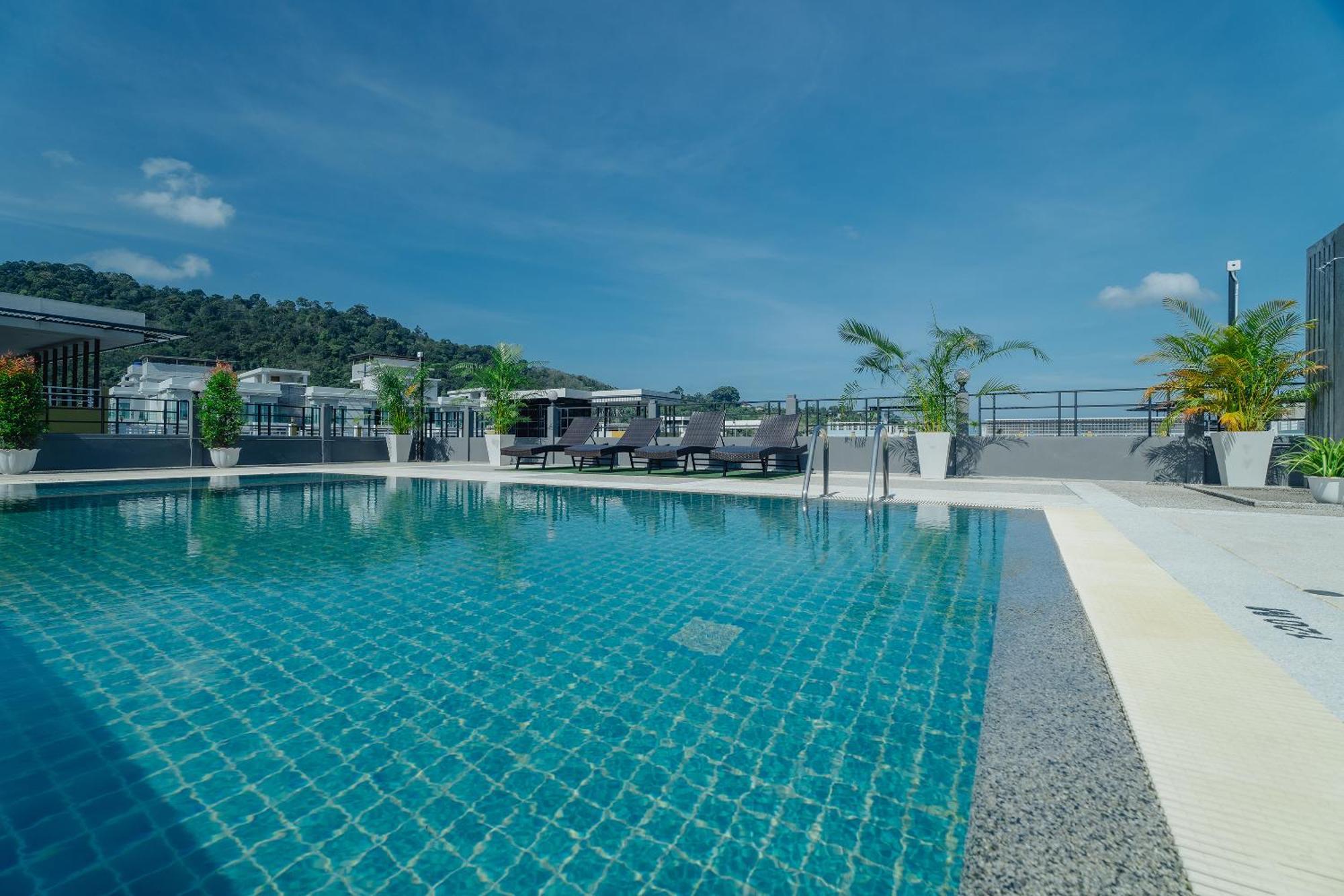 Hotel Di Yana Patong Extérieur photo