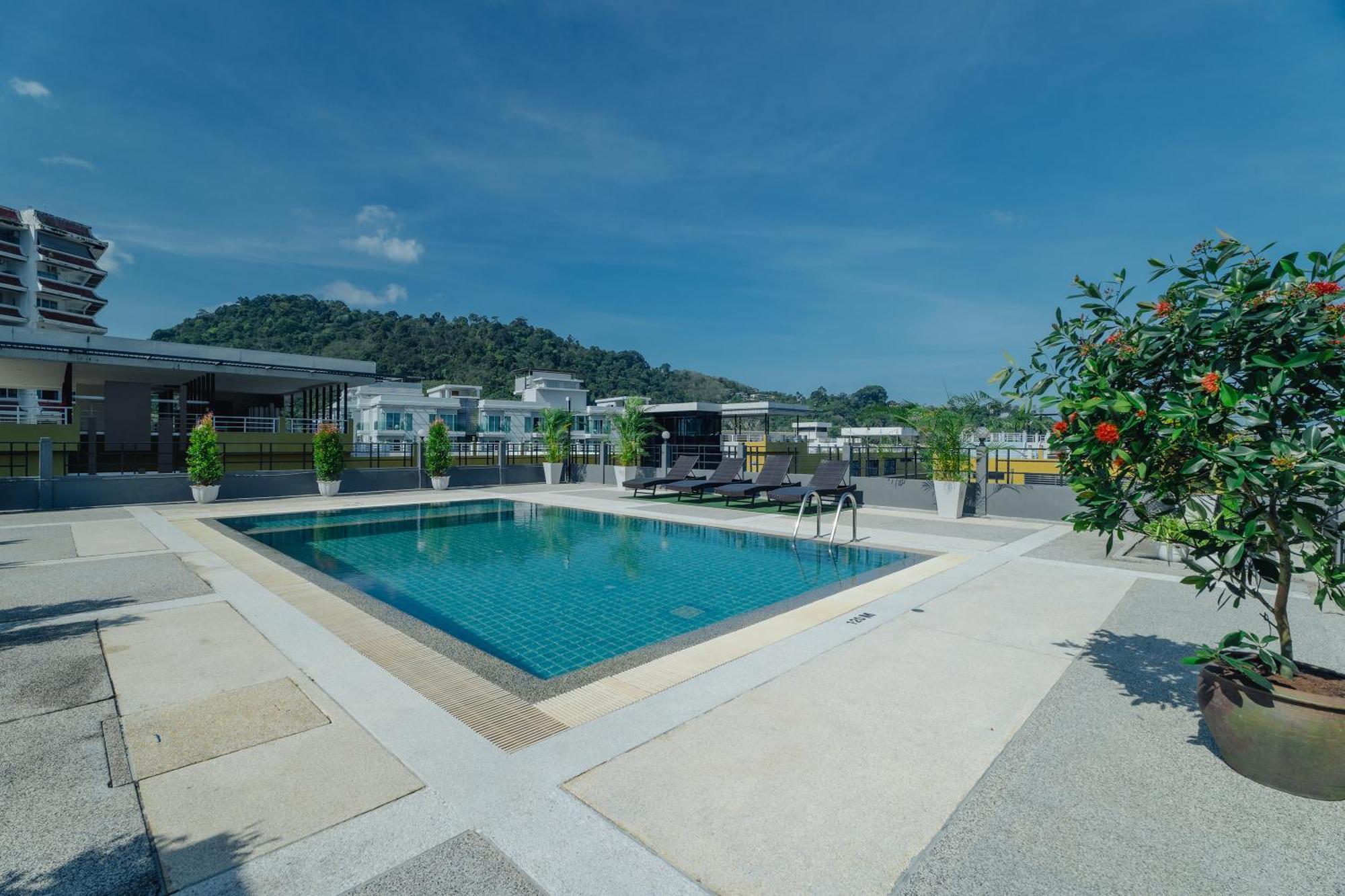 Hotel Di Yana Patong Extérieur photo