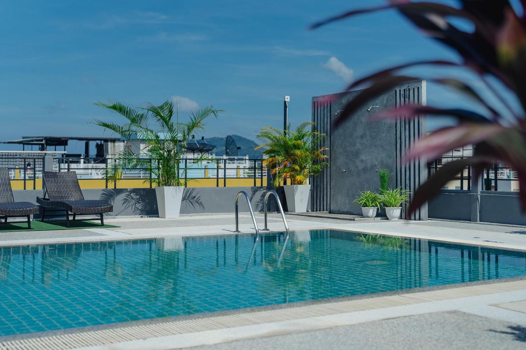 Hotel Di Yana Patong Extérieur photo
