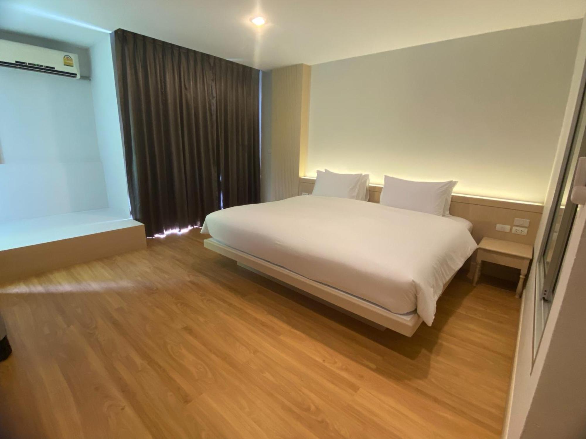 Hotel Di Yana Patong Extérieur photo